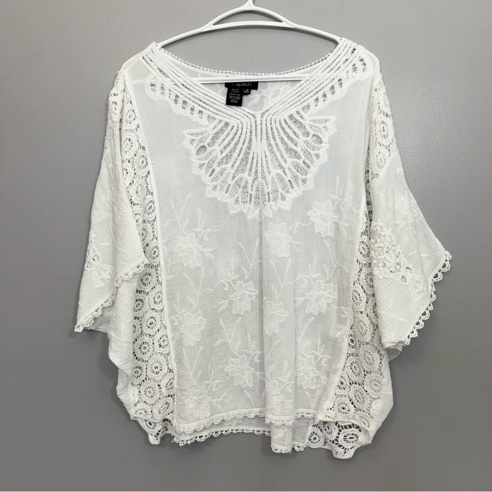 PAPILLON White Embroidered Batwing Sleeve Blouse w Crochet Detailing sz M - Picture 4 of 10